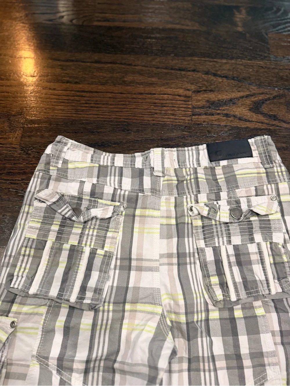 Men's Plaid Cargo Shorts in Light Gray and Yellow Accent